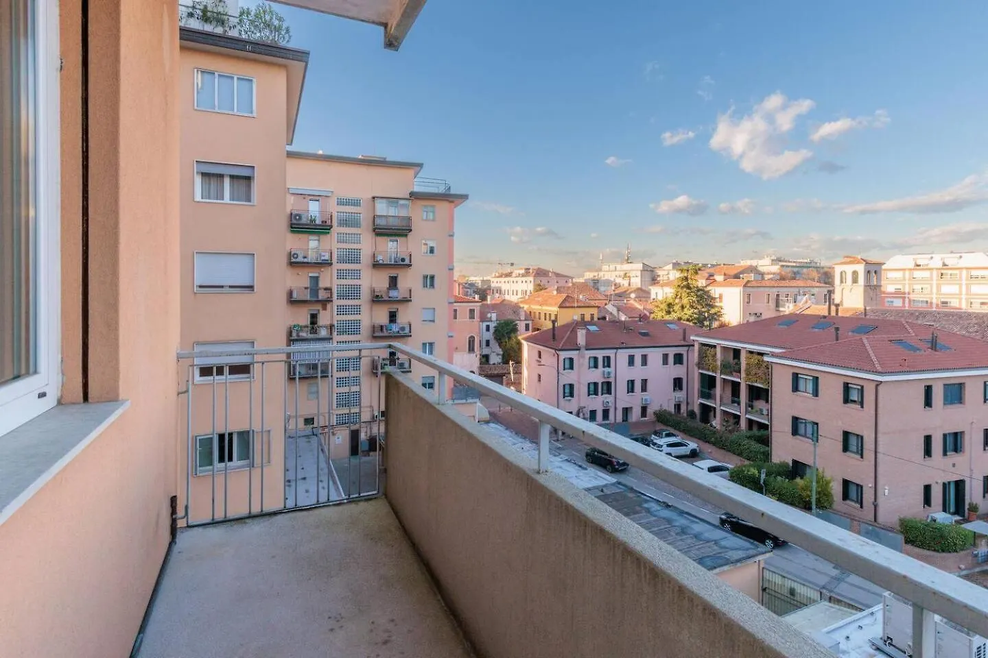 Hapton House Central 12 Mestre Apartment