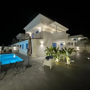 Onda Bianca Luxury , Realmonte Italia